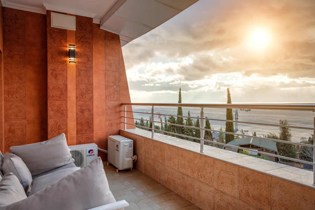 Современная 3-комнатная квартира с видом на море № 74