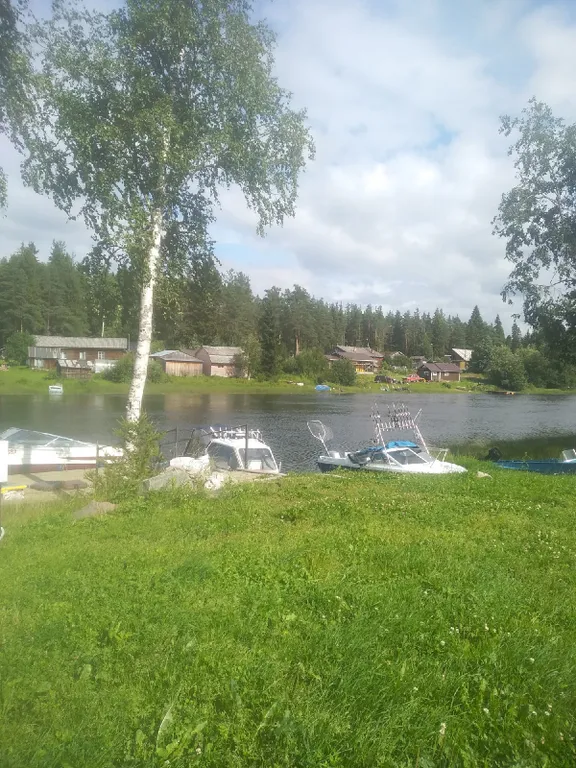 Уютный дом на берегу реки Янисйоки