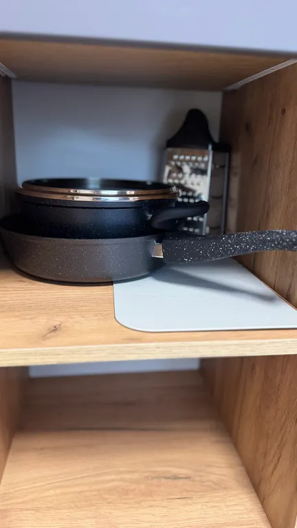 Стильная квартира-студия в новом доме микрорайона Парковый