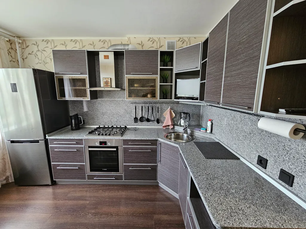 Двухкомнатная уютная квартира рядом с Ледовым и Спортивной ареной