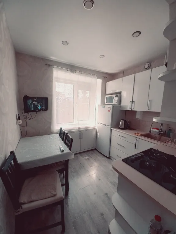 Квартира в центре города — аренда посуточно в Медвежьегорск