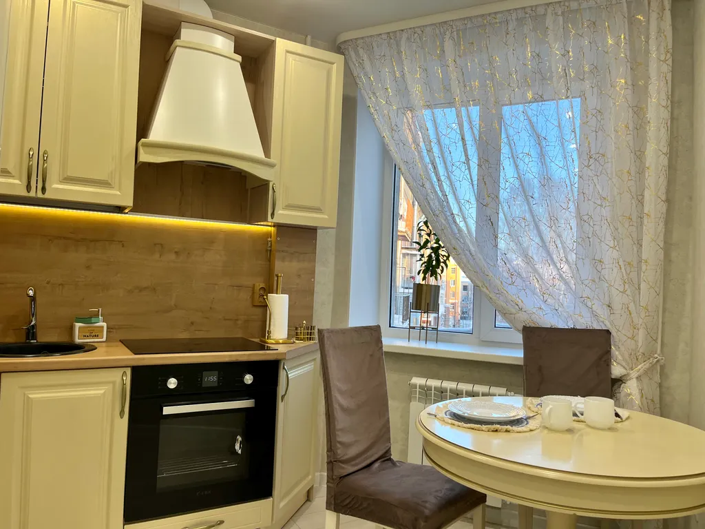 Уютная квартира напротив железнодорожного вокзала