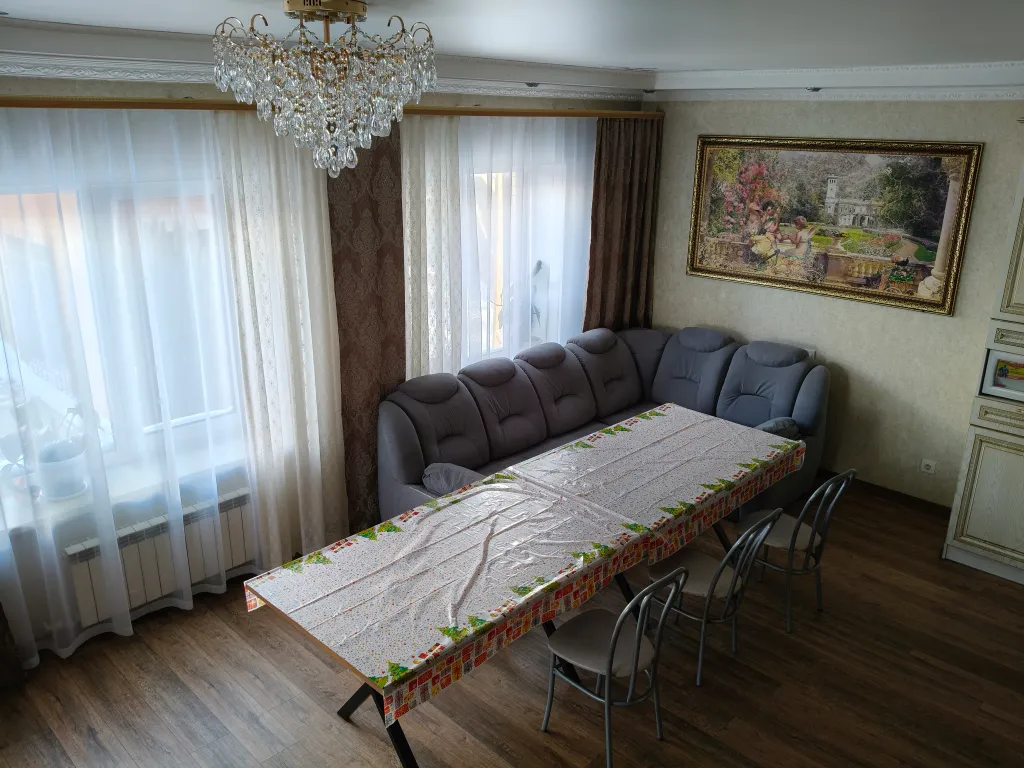 Коттедж на Кошевого 52Б