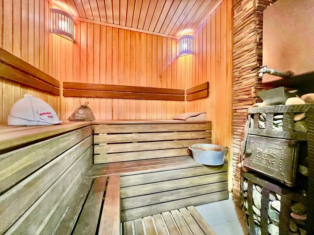 Уютный, современный двухэтажный дом