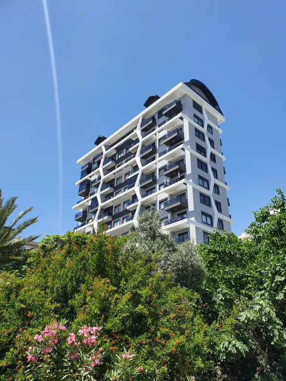 Отличные новые апартаменты 2+1 в центре Махмутлара в Алании