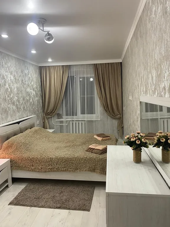 Уютная, светлая квартира в центре города — аренда посуточно в Минеральные Воды