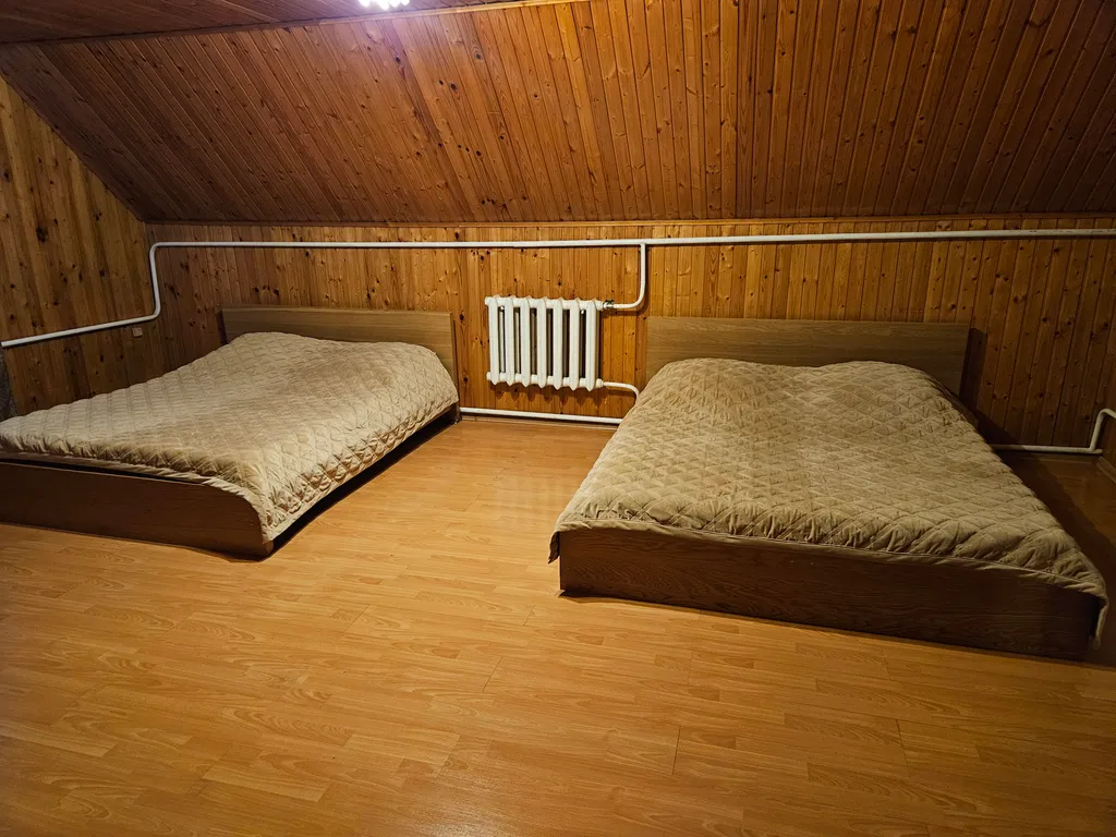 Коттедж Коттедж с большим бассейном — Черное