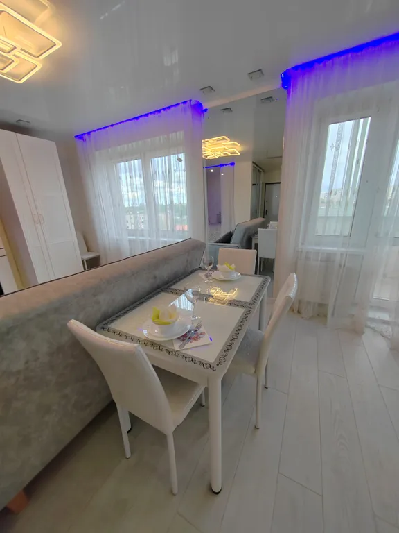 Студия с дизайнерский ремонтом