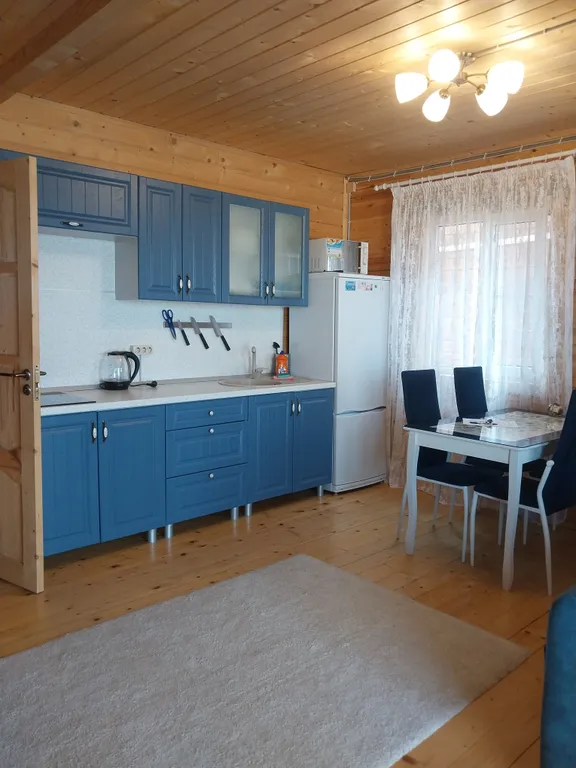 Коттедж Уютный коттедж в 30 метрах от моря со своим двориком — Кучугуры