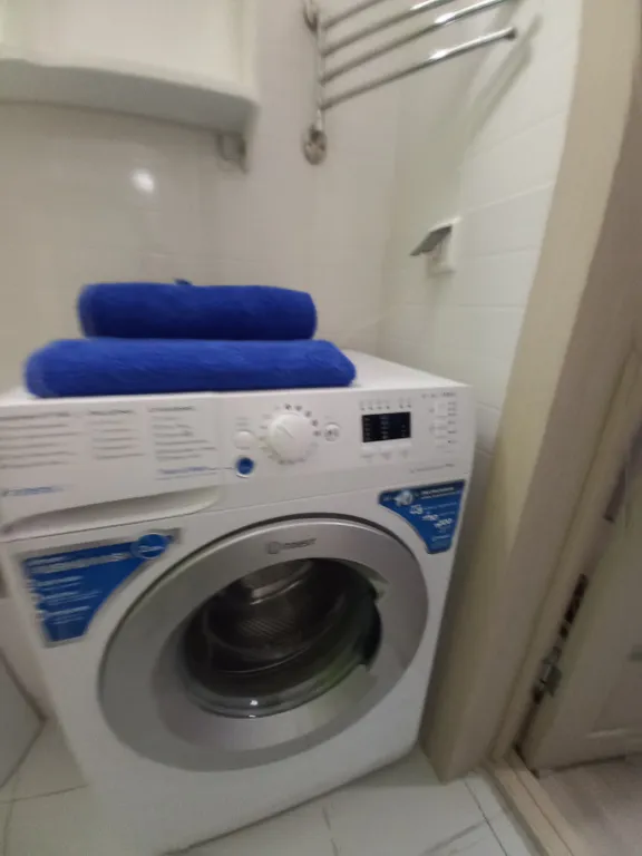 Просторная полуторка в тихом центре