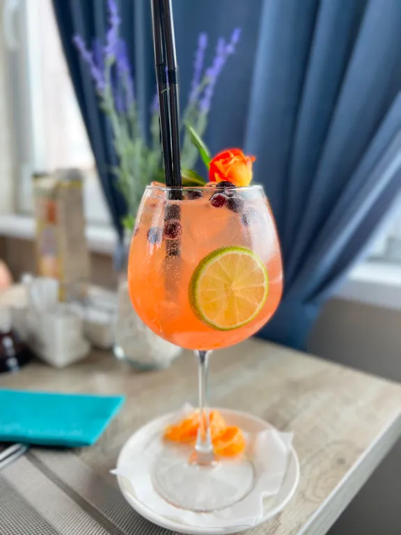 Уютный номер с видом на море