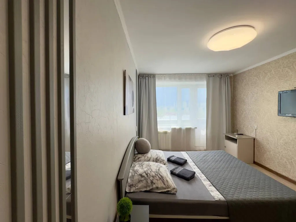 Апартаменты с балконом на 8 этаже