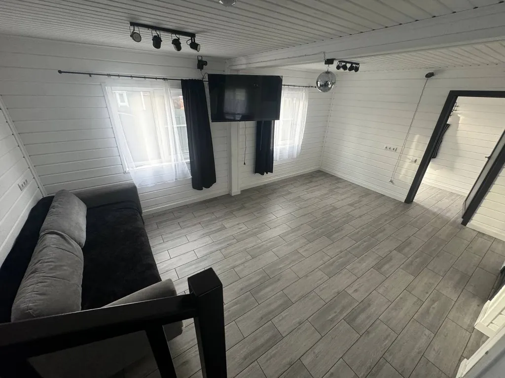 Коттедж 5-комнатный Дом — Тосно