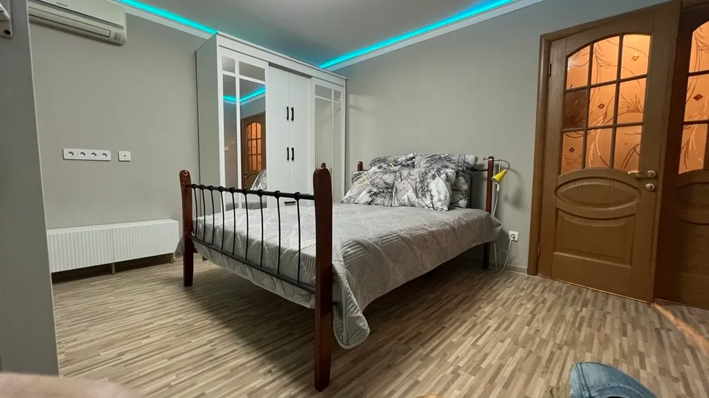 Квартира 4Nights. Каховка-уютная квартира у метро Каховская/Севастопольская — Москва
