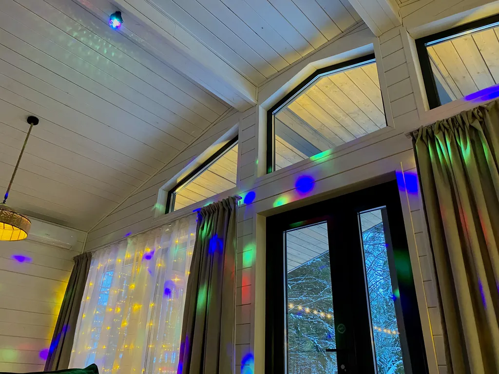 Эко-дом с панорамными окнами #1