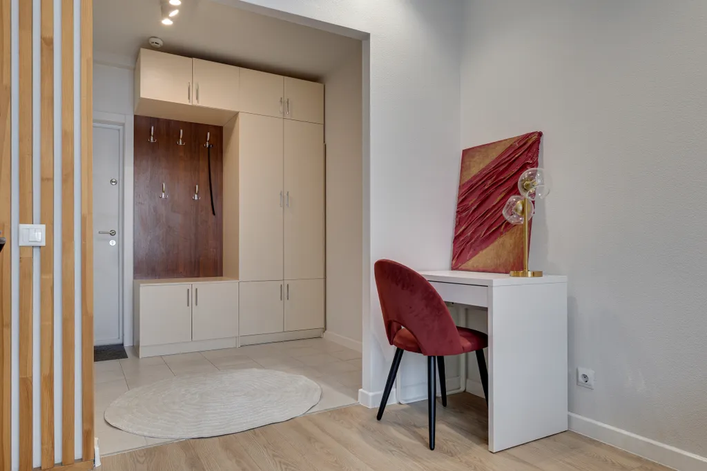 Большая уютная студия на 4х рядом с метро