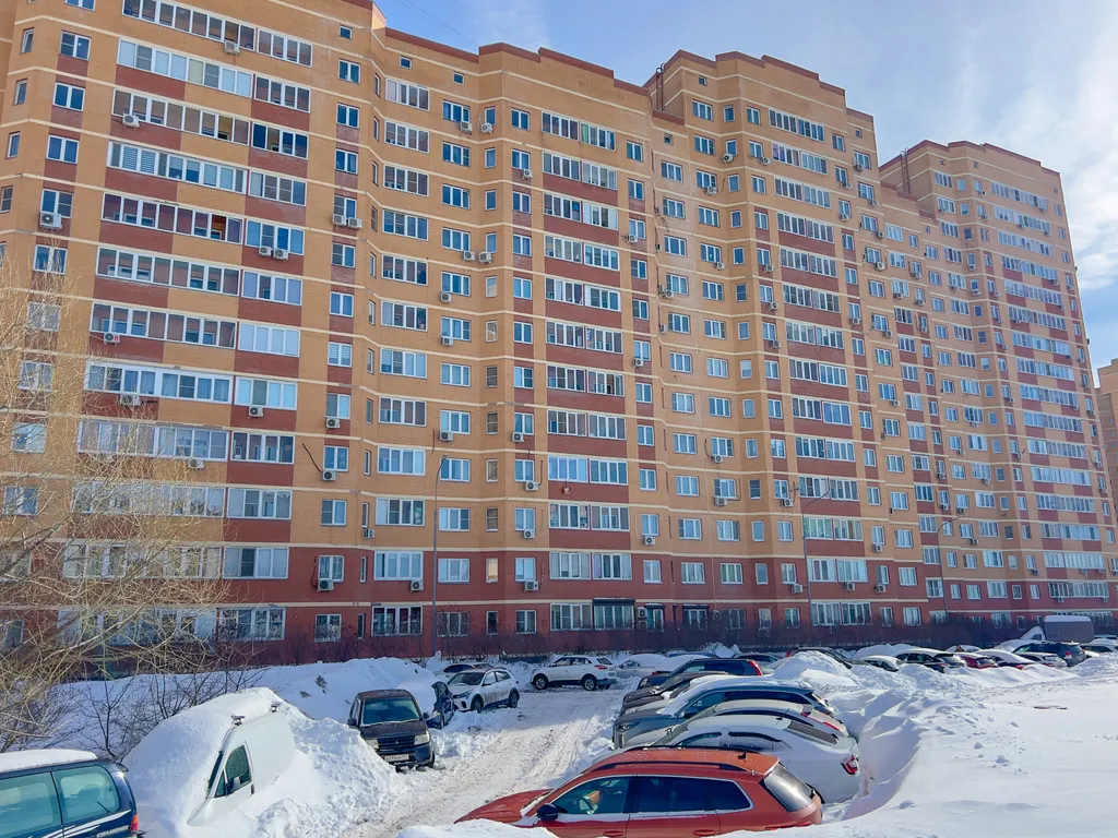 Уютная свежая квартира возле метро Коммунарка !