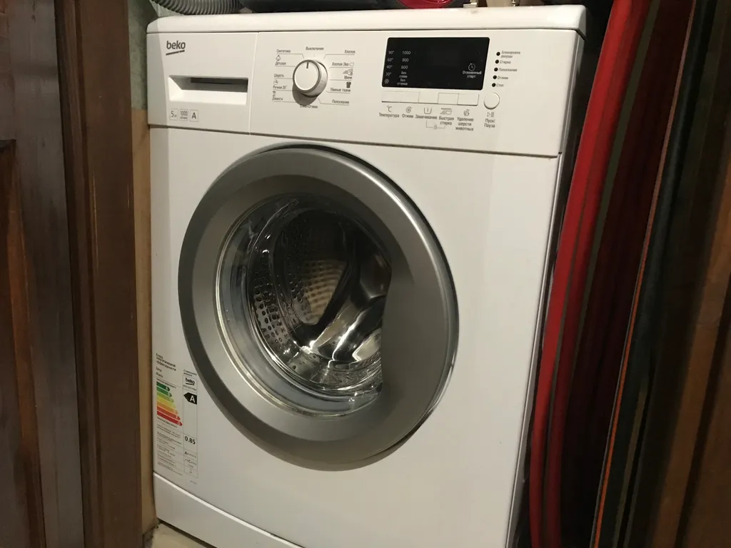 Коттедж с сауной и панорамным остеклением