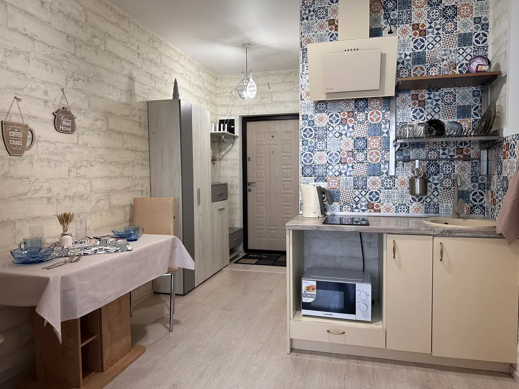 Квартира По-домашнему уютная квартира-студия с дверьми-купе — Нахабино