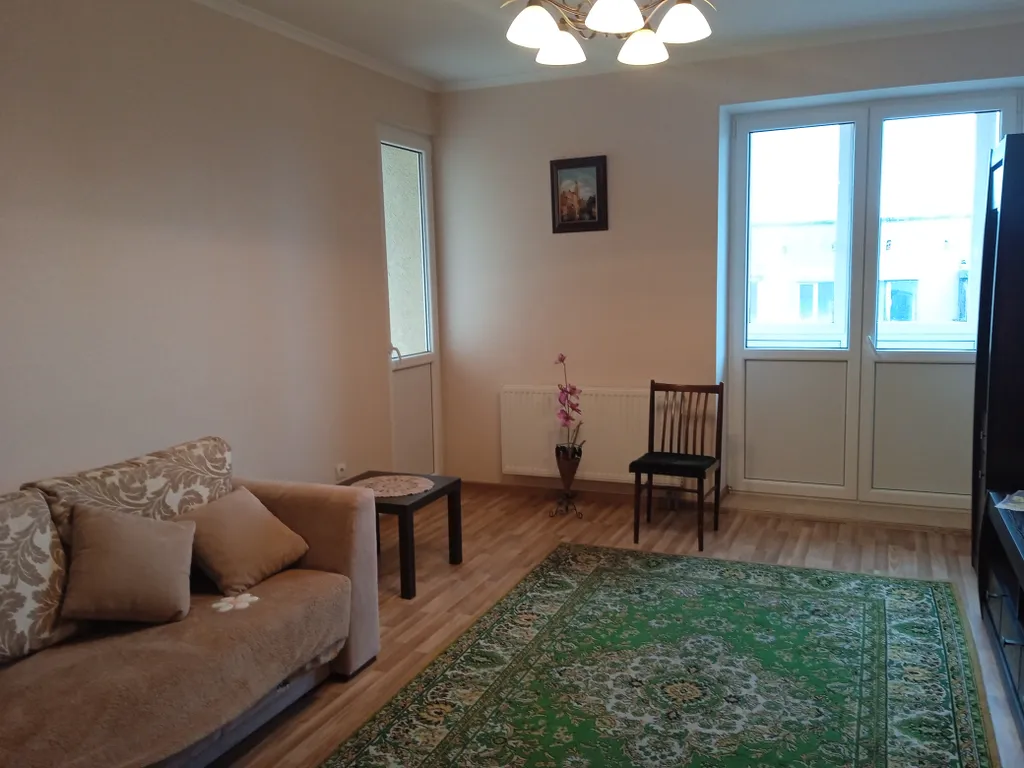 Просторная ухоженная квартира в 6 минутах до моря