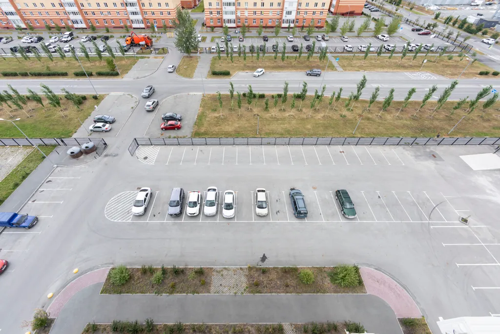 Квартира Апартаменты рядом с трц кристалл — Тюмень