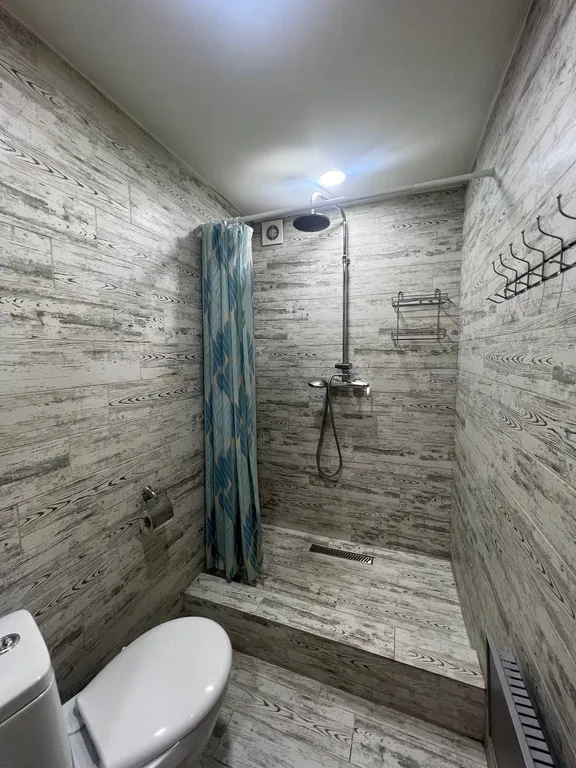 Коттедж с баней и сушилкой на территории