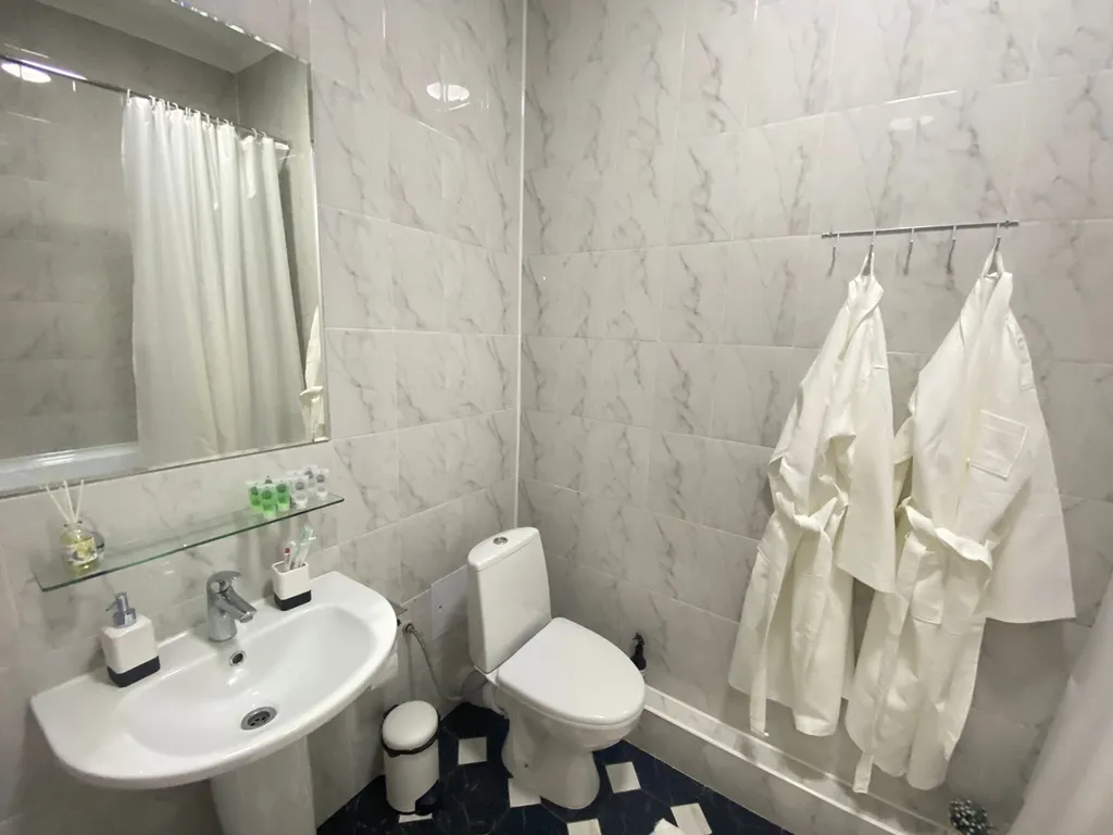 Квартира Двухкомнатная квартира в центре Алматы — Алматы