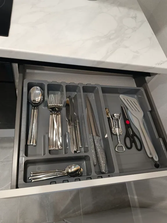 Уютная евродвухкомнатная квартира с дизайнерским ремонтом