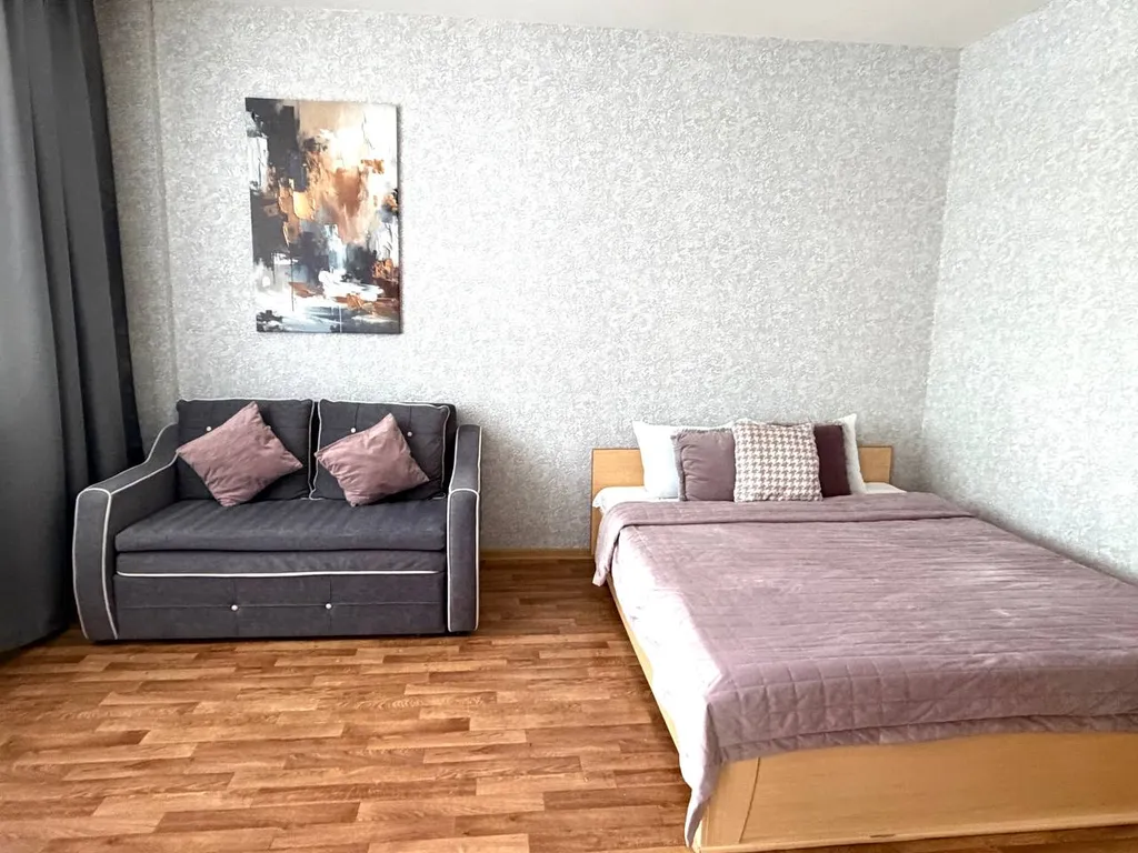 Квартира Квартира возле ТЦ Планета — Красноярск