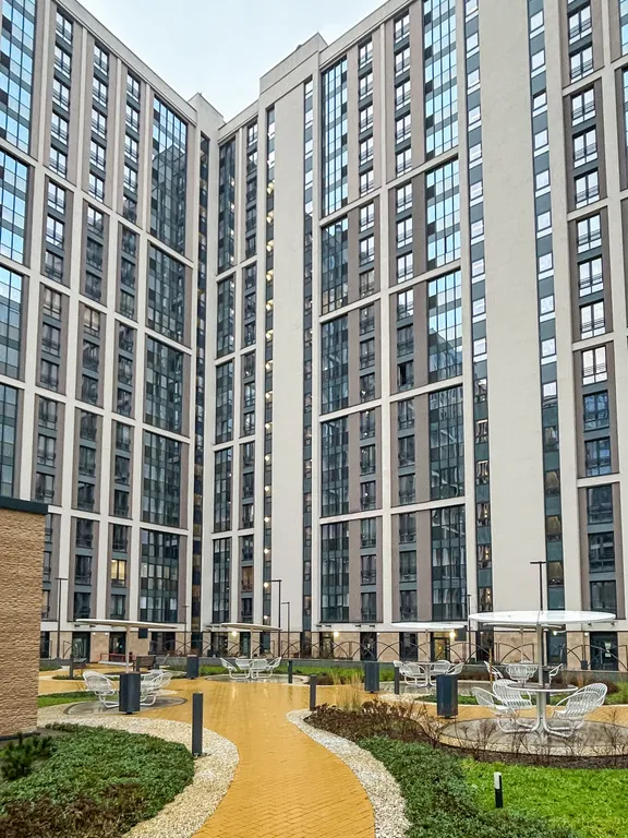 Французский шик рядом с метро Московская