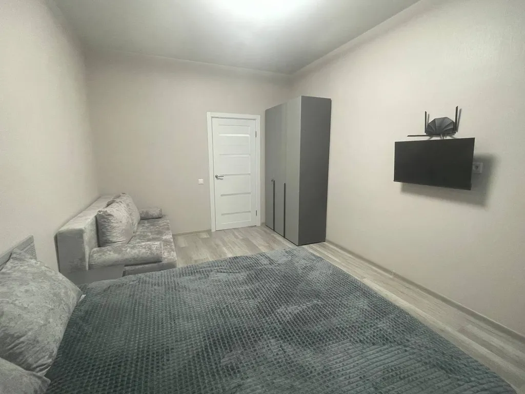 Добро пожаловать в современный, стильный апартамент