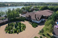 Усадьба Фамилия клуб загородного отдыха
