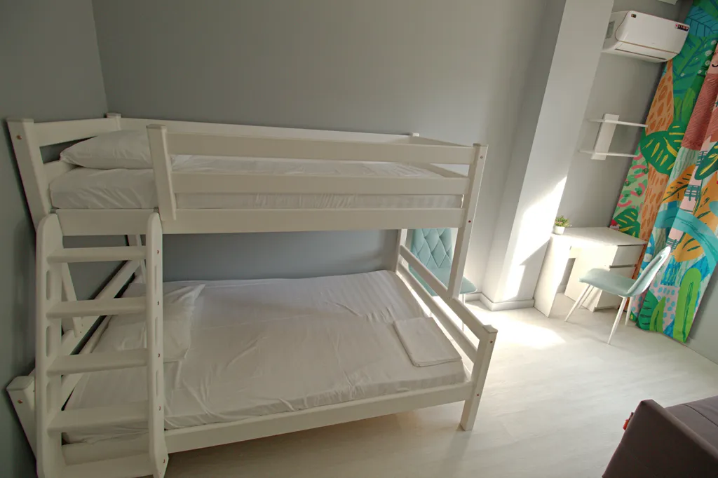 Вместительные апартаменты у моря