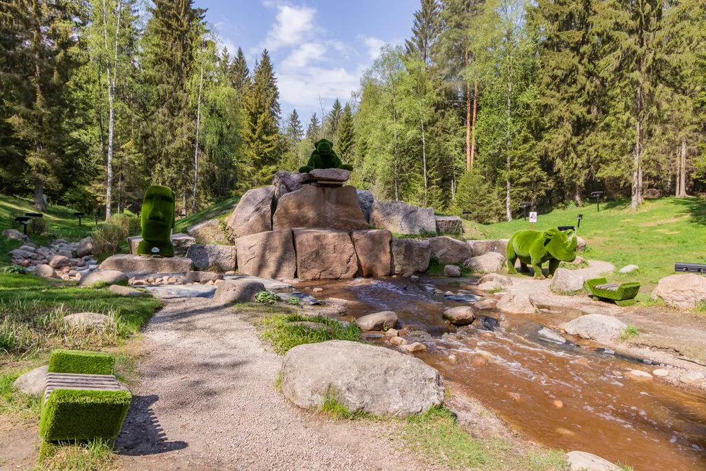 Охтаинн 26-1 с видом на школу