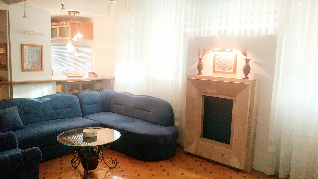 Квартира в центре с видом на море