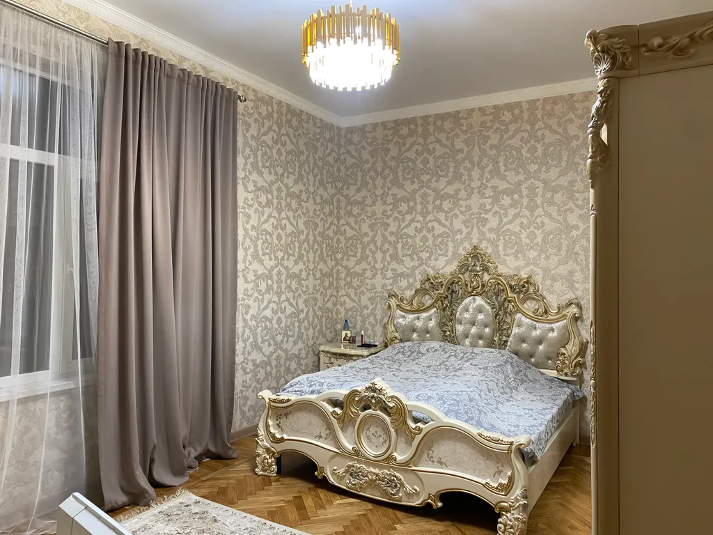 Коттедж Дом в элитном районе города — аренда посуточно в Сухум