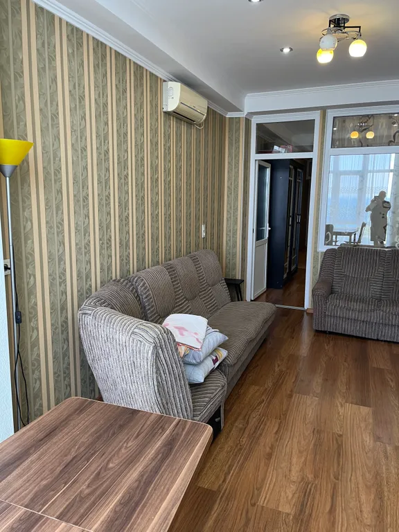 Двухкомнатная квартира новая, в новом доме