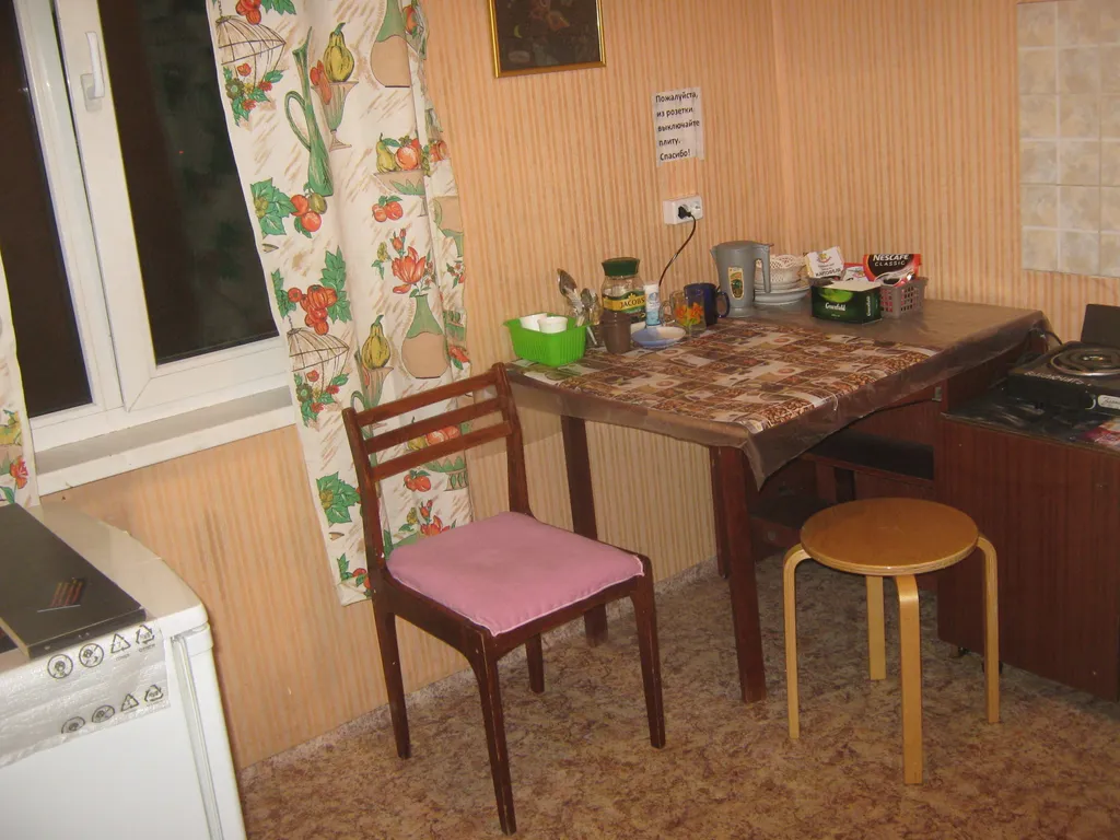 Хорошая, в паре остановок от ЖД-вокзала Томск 2