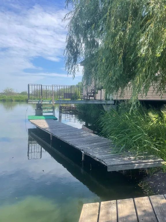 Дом у озера