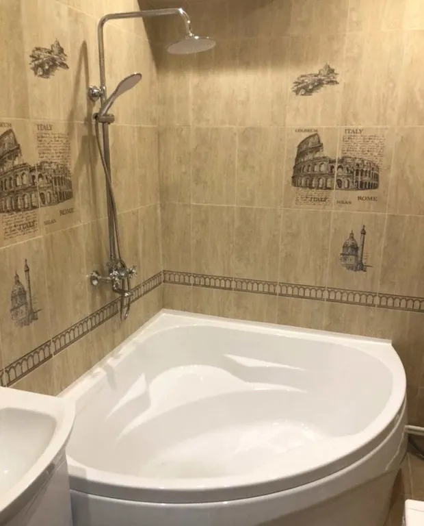 Уютная двухкомнатная квартира на Площади Строителей