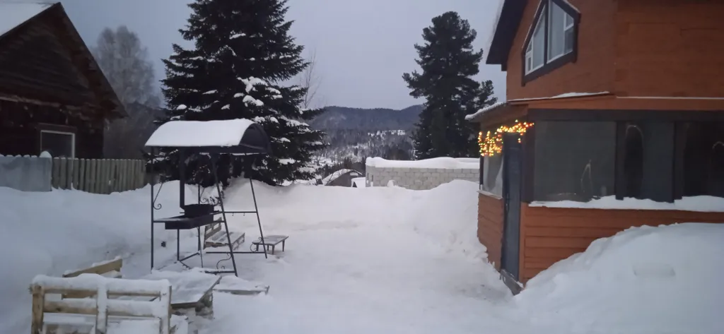 Коттедж Гостевой дом "Уютный Привал" — Шерегеш