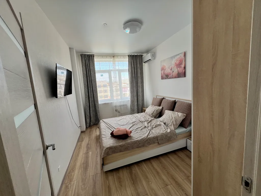 Двухкомнатная с видом на горы и бассейны