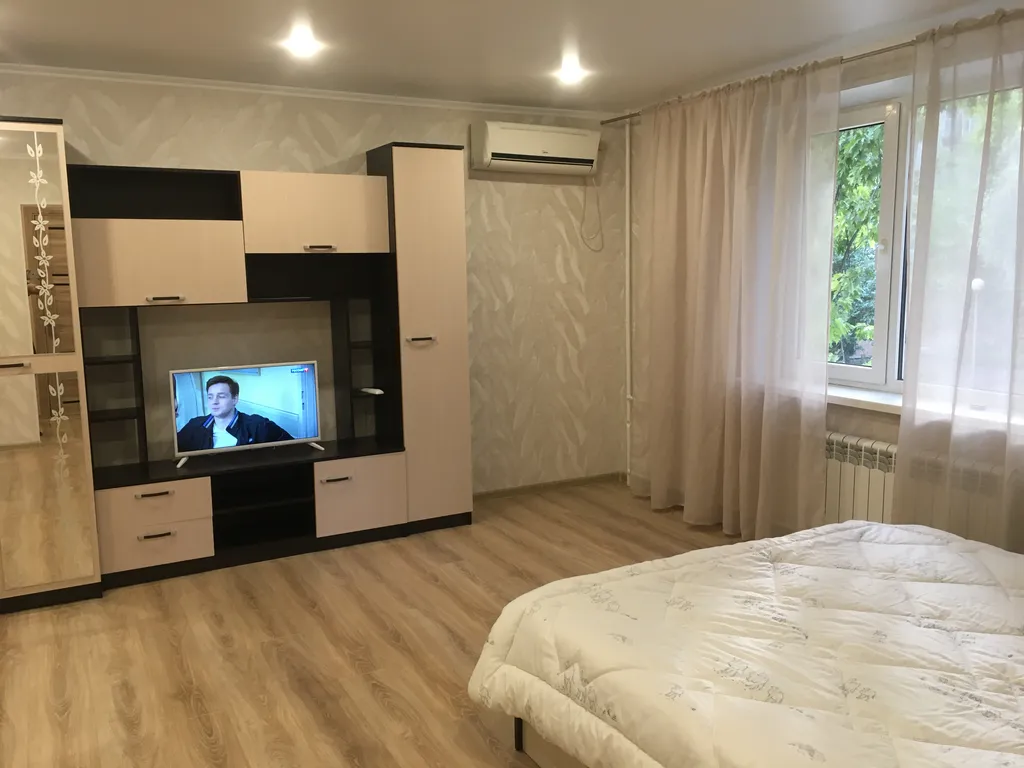 1-комнатная комфортабельная квартира в центре города