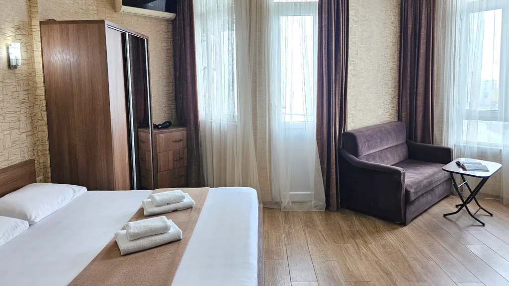 709 Студия с видом на море, красочными восходами и закатами