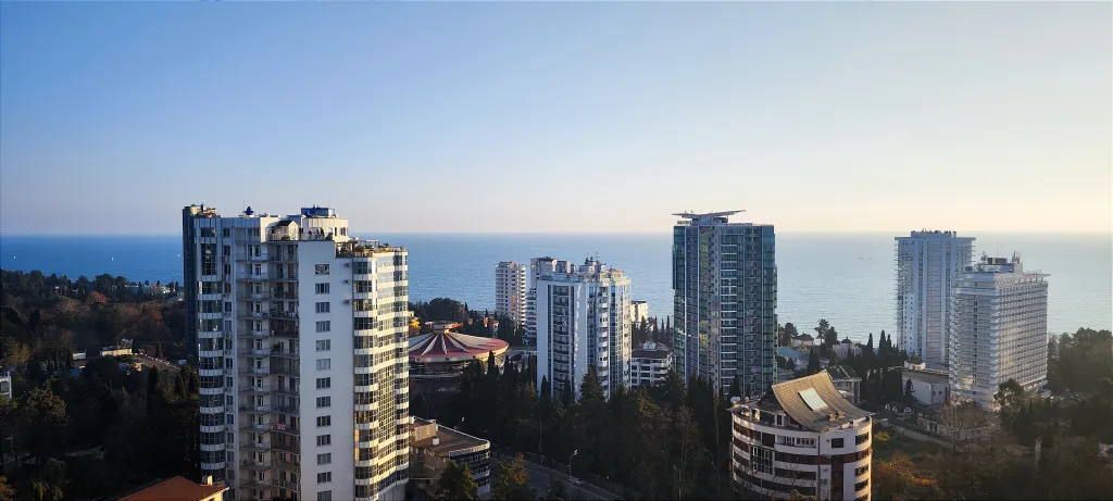 Стильные апартаменты с видом на море