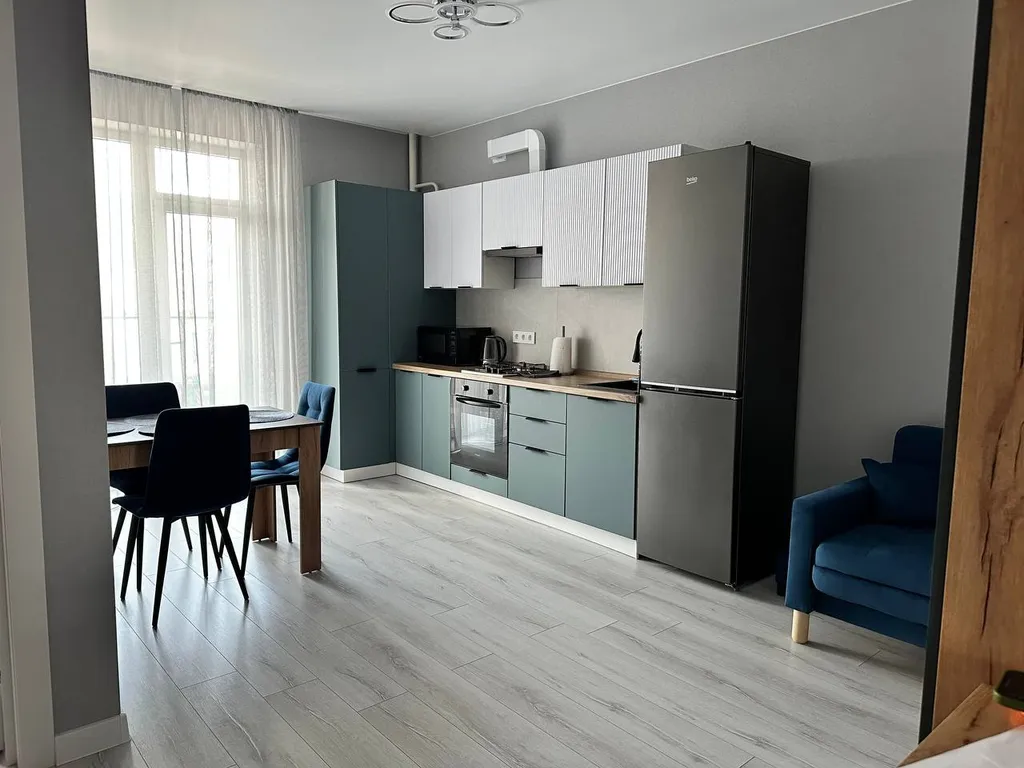 Квартира в ЖК Батайска с своим парковочным местом — аренда посуточно в Батайск