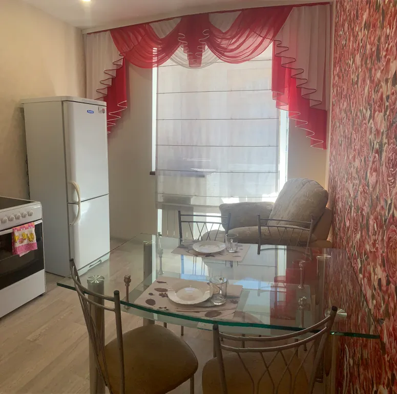 Квартира в центре, ЖД