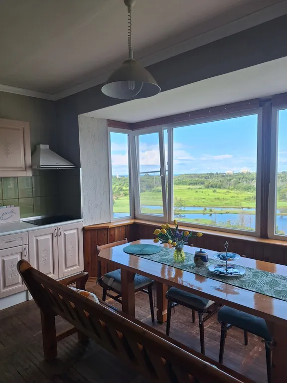 Большая и уютная квартира в центре Пицунды