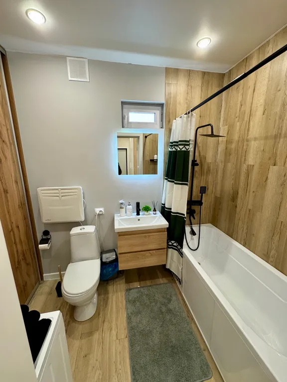 Уютный загородный дом с баней