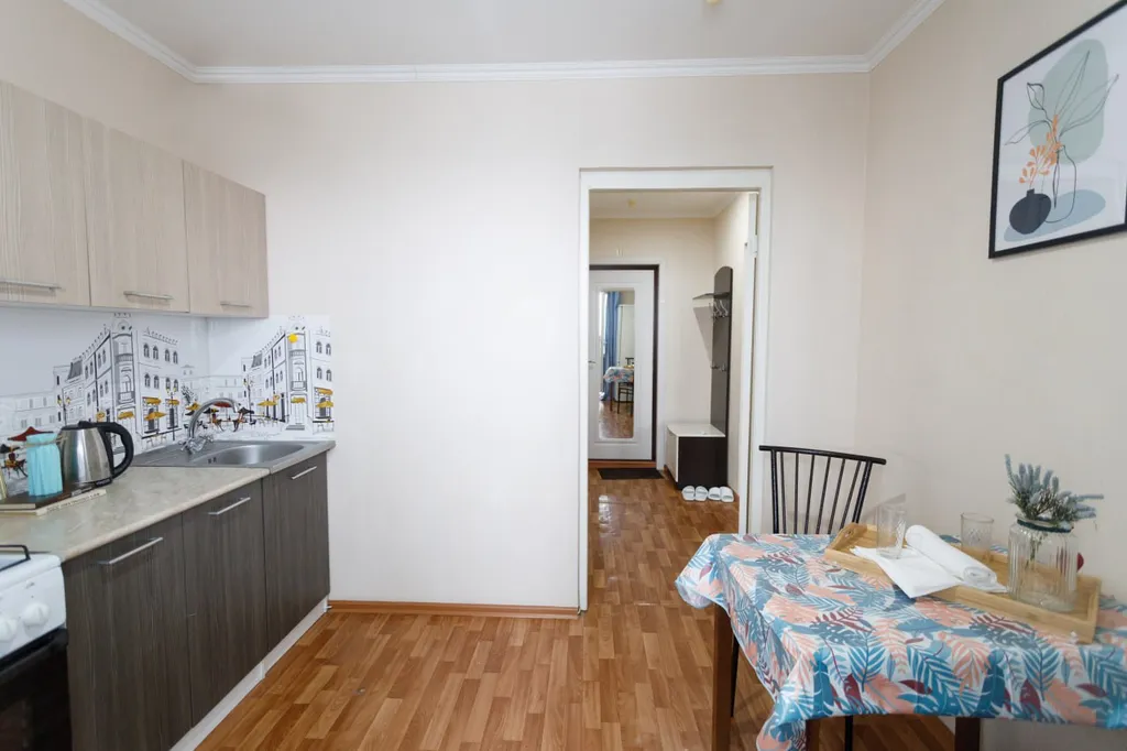 Уютная квартира в удобной локации около мнтк